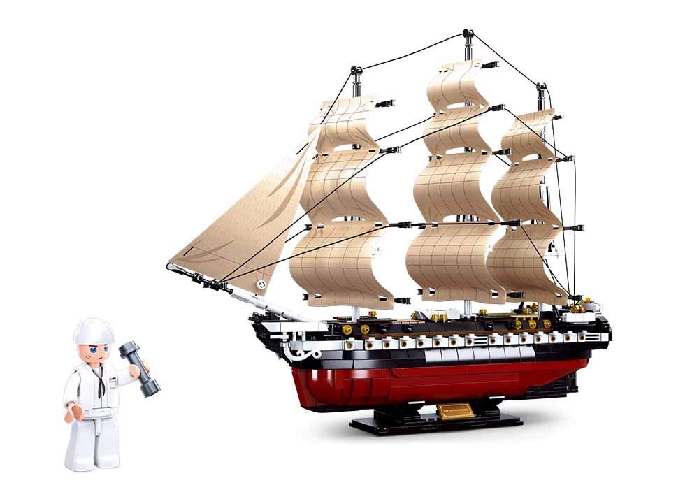Sluban Modelbricks-uses Constitution 1x-21 Frigate 1:170