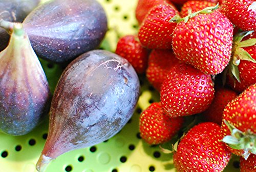 Blackberry Patch Strawberry Fig Preserves 10 oz Jar - Gourmet All Natural, Whole Real Fruit, Small Batch Flavor - Great for Dessert Filling or Topping. Try it on crostini with cream cheese!