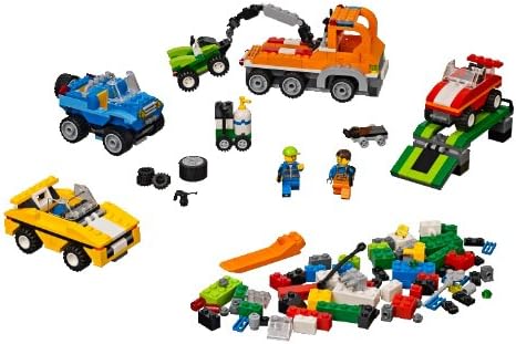 lego ladrillos sobre ruedas