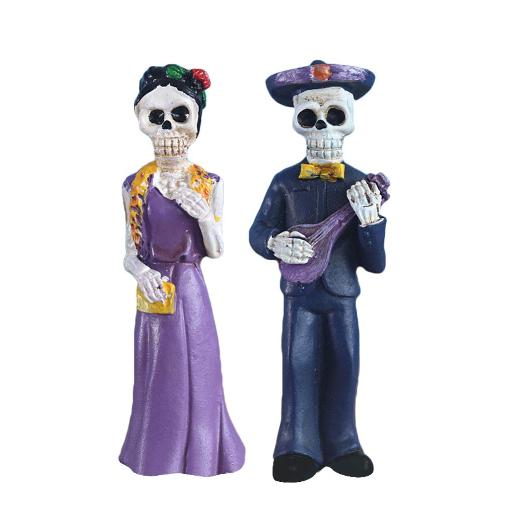 Holibanna 2Pcs Resin Skeleton Couple Sculptures Halloween Home Decoration Desktop Ornaments Wedding Love Figurines
