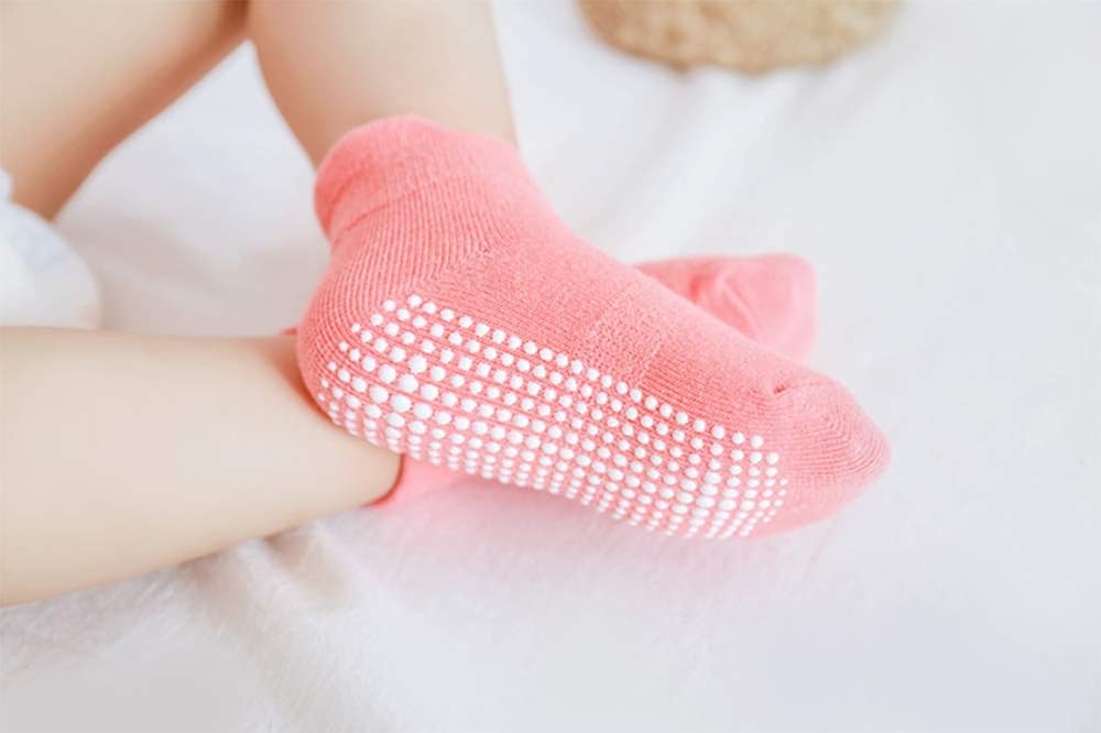 AVANTMEN Toddlers Baby Ankle Socks with Grips 12 Pack Non Slip Girls Boys Infants Kids Anti Skid