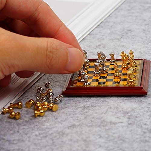 C-Pioneer 1-12 Scale Dollhouse Miniature Chess Dollhouse Accessory Livingroom Decoration