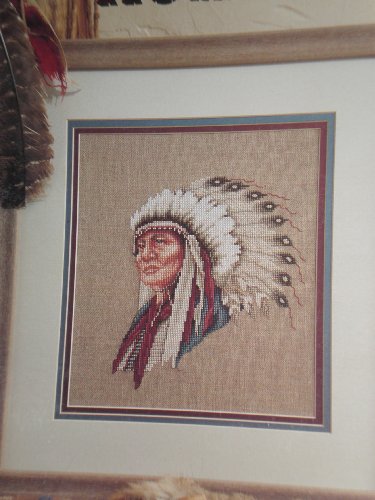 Hollow Horn Bear - Cross Stitch (Leisure Arts, leaflet 834) by (Pamphlet)