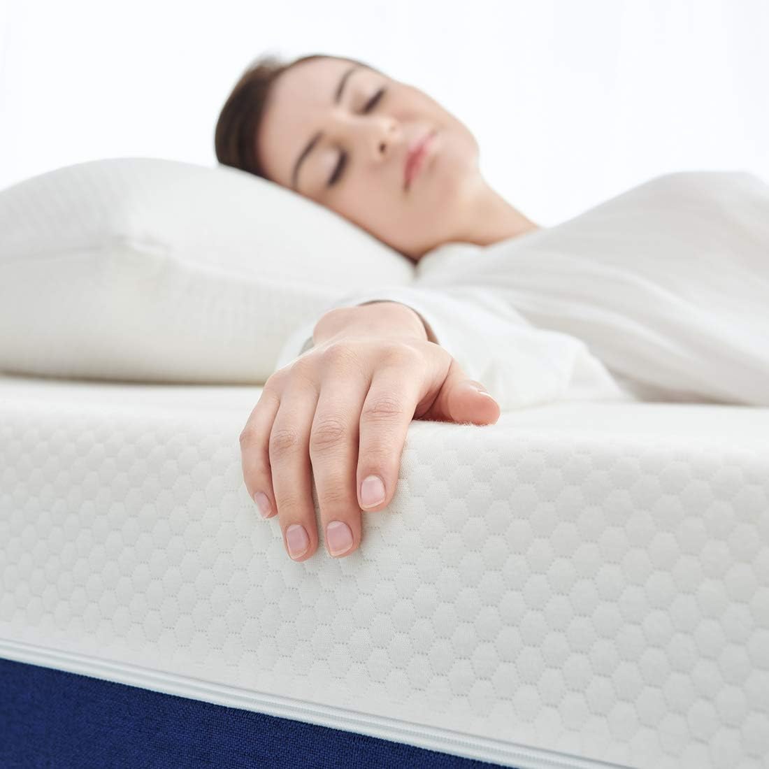 Full Mattress, Molblly 10 inch Gel Memory Foam Mattress with CertiPUR-US Bed Mattress in a Box for Sleep Cooler & Pressure Relief, Full Size -