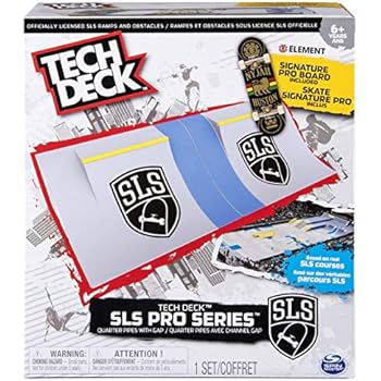 TECH DECK - SLS Pro Series Skate Park - Quarter Pipes with Gap and Signature Pro Board