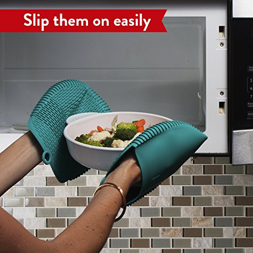 New for 2020! 100% Silicone Pot Holders & Oven Mitts. A Silicone Mitt is Healthier Than Cotton & Easier to Clean, Won't Grow Mold or Bacteria. Heat Resistant, Non-Slip & Flexible (Teal, 1 Pair)