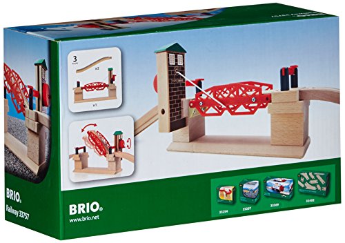 BRIO World Lifting Bridge - Moveable Wooden Train Accessory - FSC-Certified - Compatible with All BRIO Railway Sets - Includes 1 Lift & 2 Tracks - Creative Fun & Development - Kids Ages 3 & Up