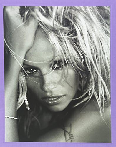 Amazon.com: Sante D'Orazio: Barely Private: 9783836514606: D