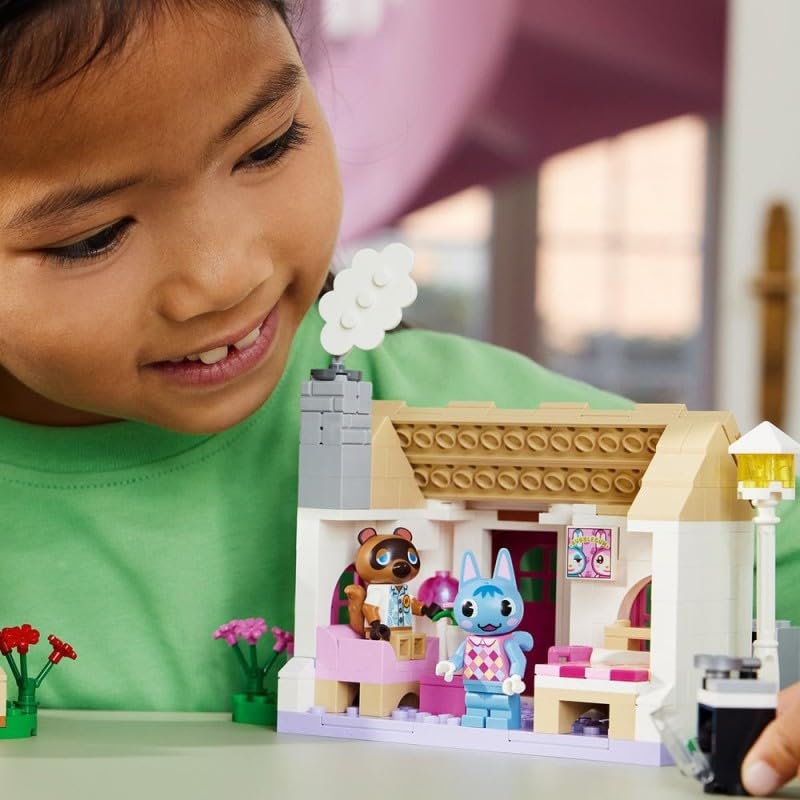 LEGO Animal Crossing Nooks Laden und Sophies Haus Set, kreatives Spielzeug für Kinder mit 2 Mini-Figuren aus der Videospielreihe, Geschenk für Mädchen und Jungen ab 7 Jahren 77050 2