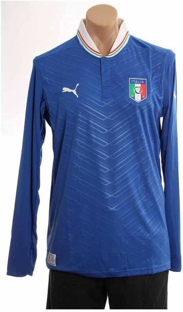 Italy Home Replica Long Sleeve Soccer Jersey Sports Fan