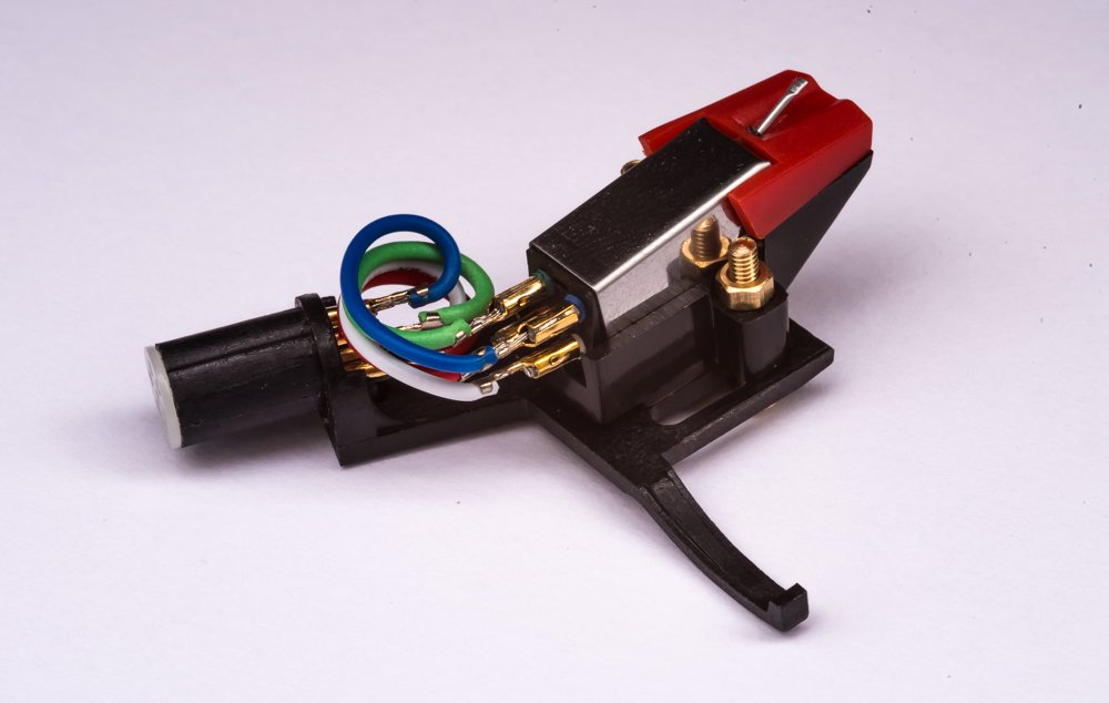 Headshell, mount, cartridge, needle, stylus for JVC L-F41, ALA110, LA10, LA100, LA120, LA21, LA31, LAX3, LF210, QLA200, QLA220, QLA51, QLA75, QLF300, QLF320, QLF61, QLY55F, QLY66F, MADE IN ENGLAND
