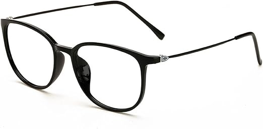 oversized black rimmed glasses
