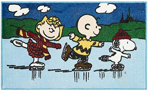 Nourison Peanuts アイススケートアクセント エリアラグ スヌーピー チャーリーブラウン ルーシー付き 18 X 30インチ 長方形 ポリエステルパイル 滑り止めラテックス裏地