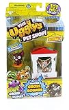 The Ugglys Pet Shop!, Series 1 Gross Homes, Bone Home with Exclusive Chucky Chihuahua