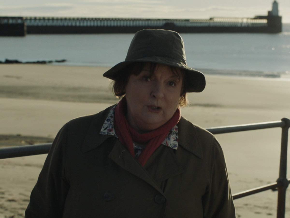 Sale > vera hat amazon > in stock