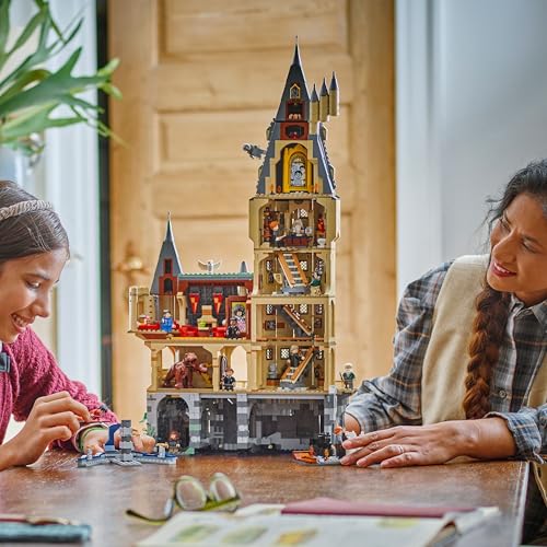 LEGO Harry Potter Schloss Hogwarts: Der Hauptturm - Spielzeug mit fliegendem Schlüssel, Zauberschachzimmer, 12 Minifiguren - Geschenk für Jungen, Mädchen & Erwachsene Fans ab 10 Jahren - 76454 9
