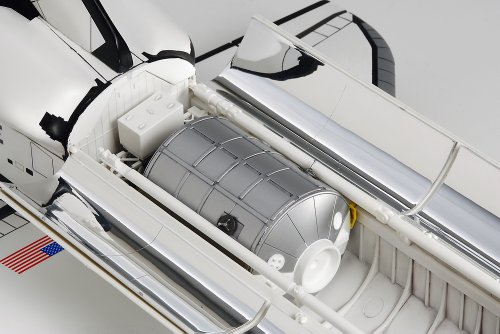 Tamiya Models Pace Shuttle Atlantis Model Kit