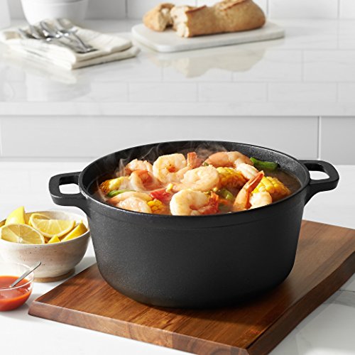 Amazon Basics Round Pre-Seasoned Cast Iron Dutch Oven with Dual Handles, 5-Quart, Black