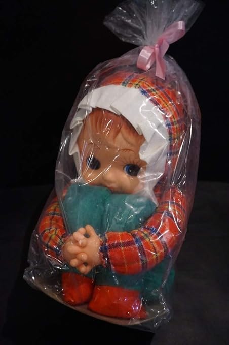 Amazon 昭和 レトロ 大きい おすわり 女の子 人形 未使用品 ドール ソフビ ベビー人形 A 人形 ドール おもちゃ