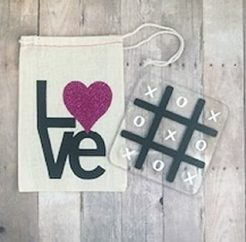 Download Amazon.com: Hot Pink Love Tic Tac Toe Board Game and Bag ...