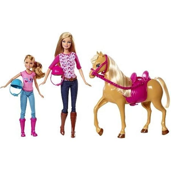 barbie pink passport ranch & 3 dolls