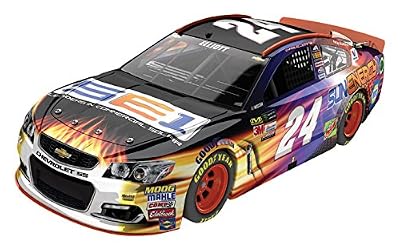Lionel Racing Chase Elliott # 24 SunEnergy1 2017 Chevrolet SS 1:24 Scale ARC HOTO Official Diecast of the NASCAR Cup Series