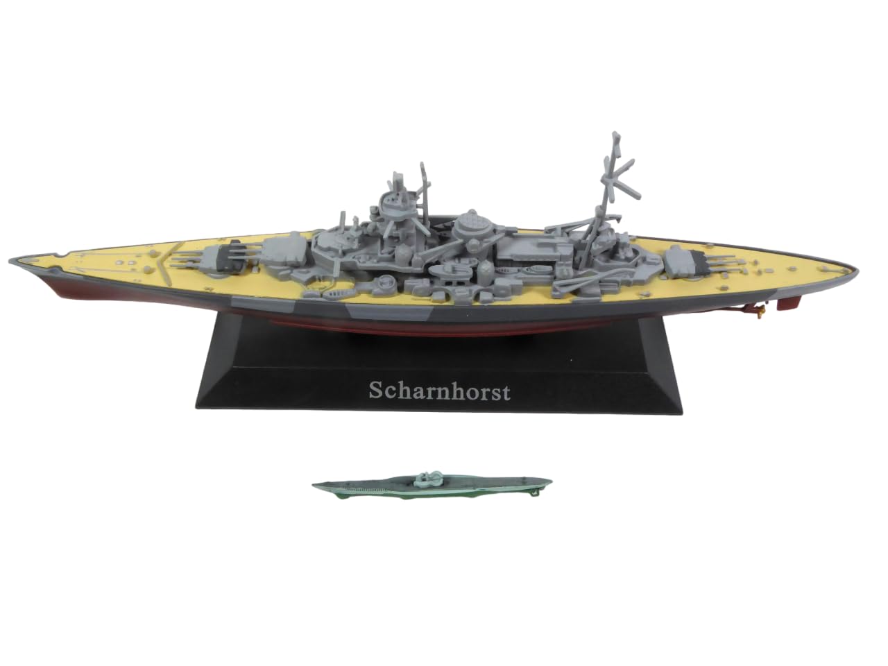 DeAgostini - 1/1250 Warship Scharnhorst 1939 + Type VII 1938 Submarine/Battle Cruiser / WS02