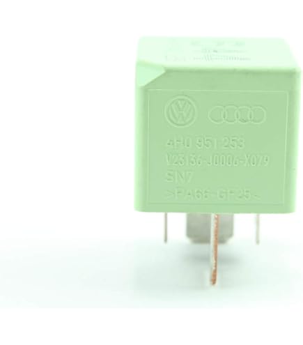 V23074-A1001-X91 / 4H0 951 253 C 646 12VDC 30A 5-Pin Fuel Pump Relay