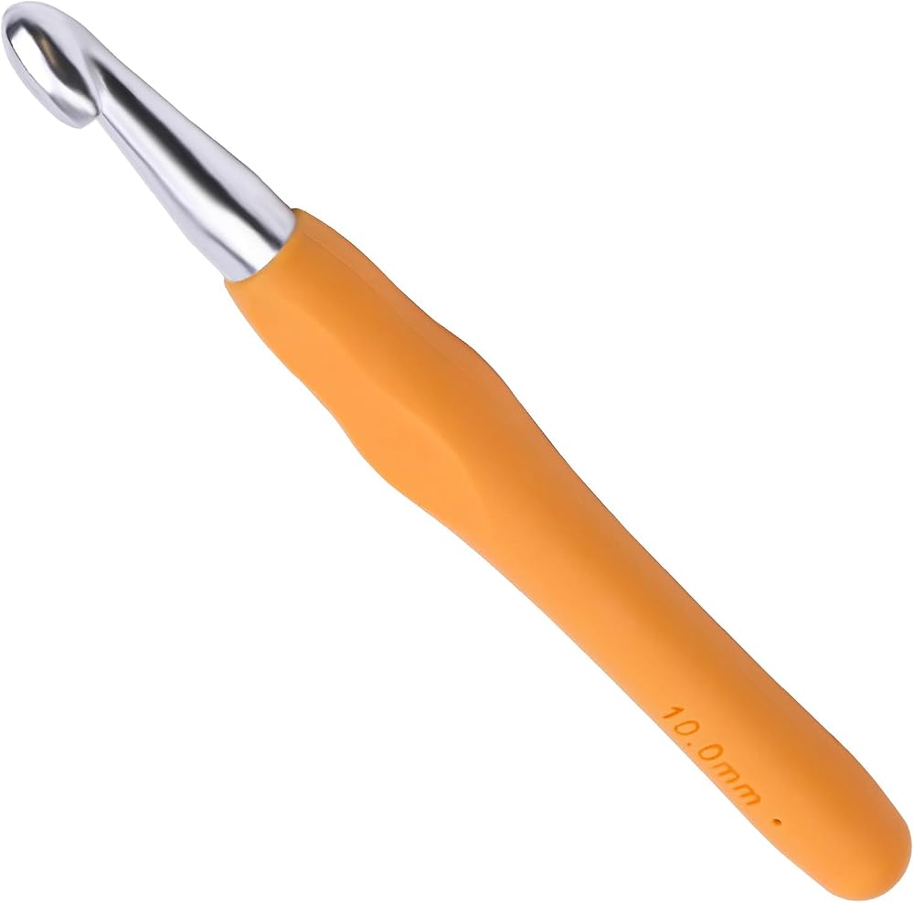 SUVSOON 10mm Crochet Hook Ergonomic Soft Handle Random Color