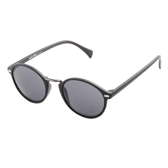 red rimmed sunglasses