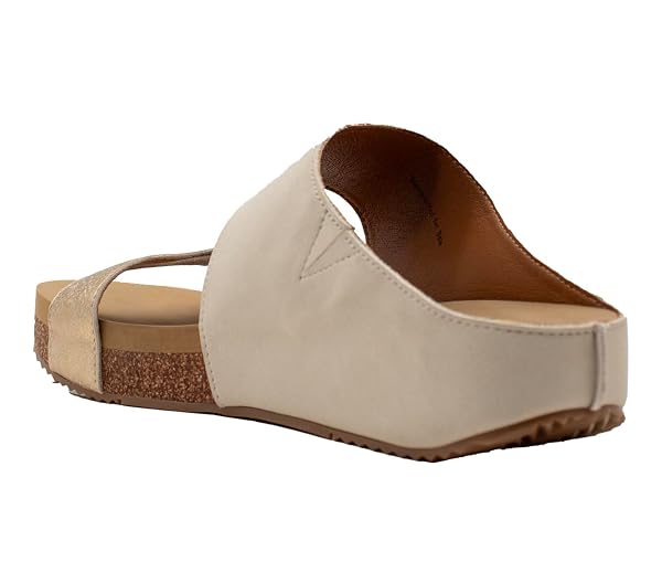 VOLATILE WOMENS CAMPFIRE METALLIC SLIDE WEDGE SANDAL, IVORY, 6 US