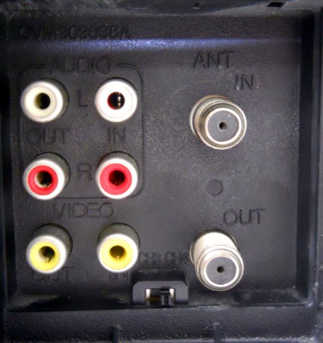 Symphonic-VR-701-Video-Cassette-Recorder-Player-VCR-w-4-Head-Hi-Fi-Stereo