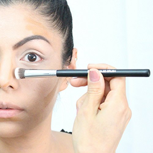Contouring Brush: Flat Angle Makeup Brush Best for Precision Contouring & Brow Definition (Small, Synthetic) - Beauty Junkees
