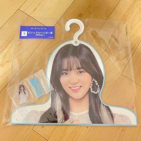 Amazon Co Jp Niziuくじ ビジュアルハンガー賞 アクリルスタンドキーホルダー Rio リオ 2点セット ローソン 一番くじ クジ ニジュー 同封 ホビー 通販
