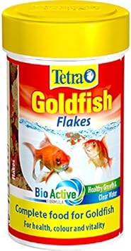 Tetra Goldfish Flakes Complete Fish Food For All Goldfish 20 G Amazon Co Uk Pet Supplies