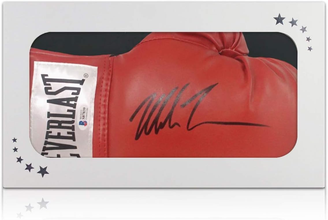 Exclusive Memorabilia Mike Tyson Signed Red Boxing Glove In Gift Box Amazon Co Uk Sports Outdoors