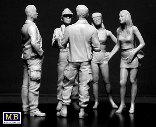 1:35 Somewhere In Saigon Vietnam Model Kit