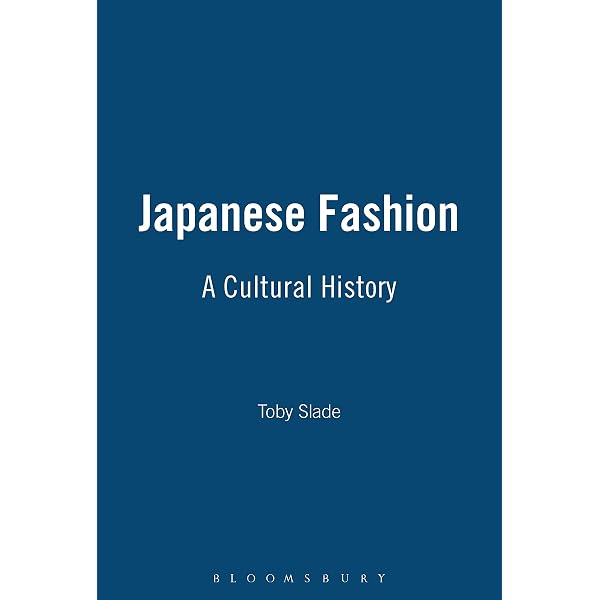 The Worldwide History of Dress 洋書 ファッション The Worldwide History of Dress: Anawalt, Patricia Rieff