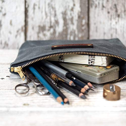 The Keeper Pouch in Slate - Thumbnail 2