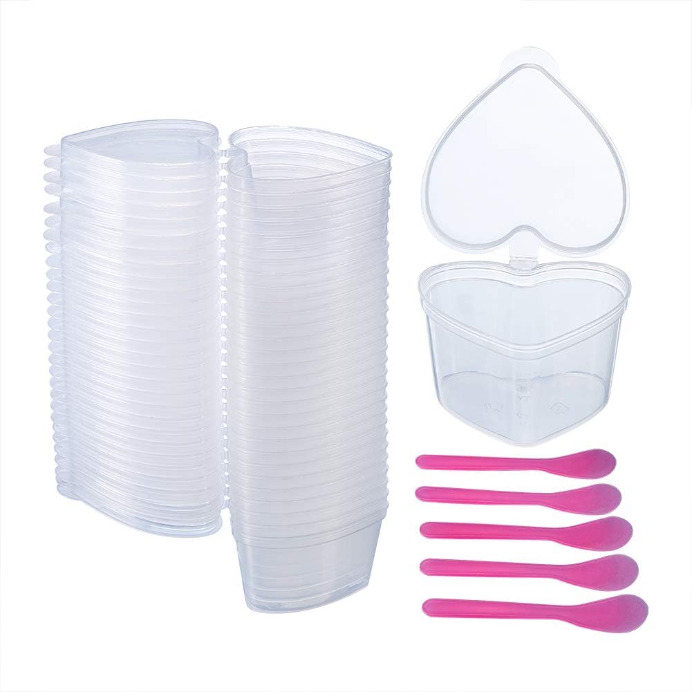 BENECREAT 50pcs 45ml/1.5oz Heart Shaped Plastic Storage Containers with Lids Mud Light Clay Foam Ball Slime Containers with 5pcs Cosmetic Face Mask Spoon