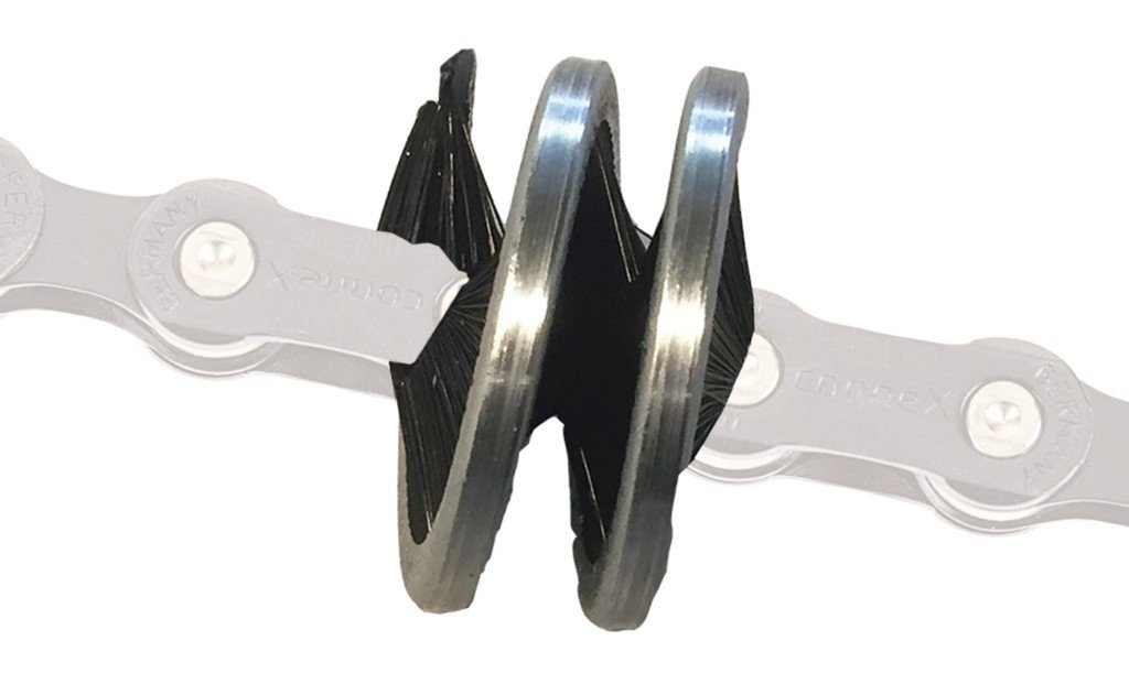 Spiro Chain Cleaner Chain Brush, Silver/Black, One Size