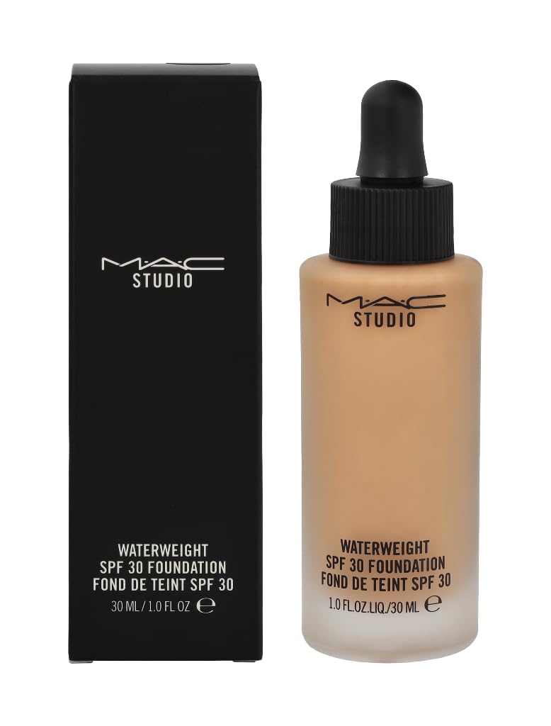 MAC Studio Waterweight Foundation - NC37 by M.A.C