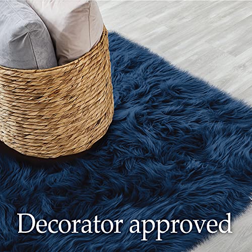 lalaLOOM Soft and Thick Faux Fur Rug, 5x7, Machine Washable, Super
