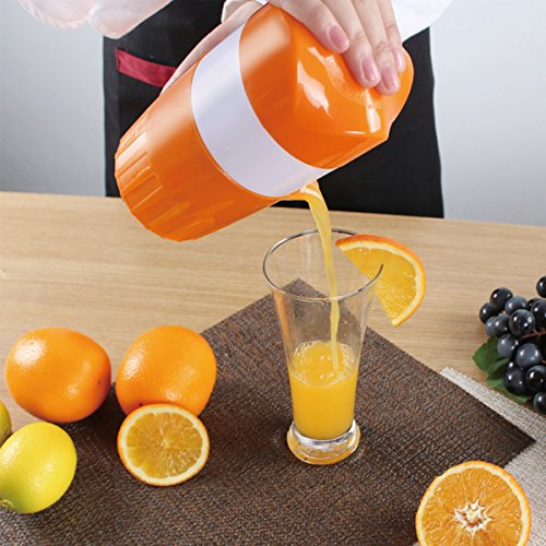 Meat Grinder Mandoline Slicer Food Chopper and Citrus Juicer 4-in-1 Manual Kitchen Gadget Set - Thumbnail 3