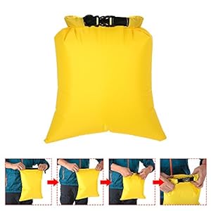 Schnorchelmasken 51ythlQ2IXL. SS300 Verpackung mit drei trockenen Säcken in verschiedenen Größen, inkl. Säcke 3L, 5L, 8L.
Hochwertiges Polyester Rip-Stop-Gewebe mit Roll-Top-Verschluss, hält Ihre Gegenstände trocken.
Beschichtet mit 100% dichten Nähten, gut aufgenäht, Siegelband, PU-Futter für Undurchlässigkeit.