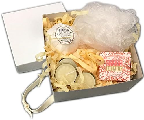 Spa for a Day Bath in a Gift Box Set Includes Barr Bath Bomb, Bath Pouf, Specialty Soap and Aromatherapy Candles (Original)