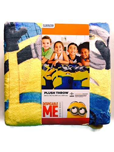 Despicable Me Minions Plush Oversize Throw Blanket Silky Soft 59 x 78 Minion Vibrant
