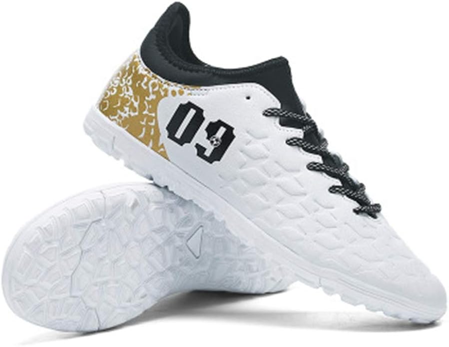 grass spikes athletics