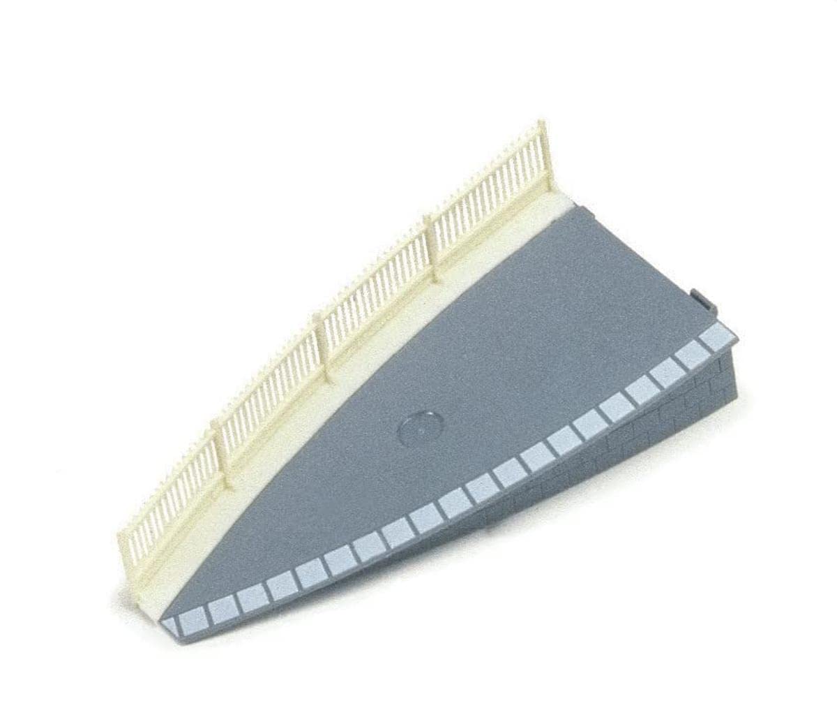 Hornby R513 OO Gauge Platform Fencing, Model Train Accessories for Adding Scenery, Dioramas, Woodland, Buildings and More to 00 Gauge Model Railway - 1:76 Scale