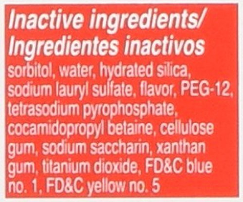 COLGATE TRAVEL SIZE TOOTHPASTE, MULTICOLOR, TRIPLE ACTION, 2.5 OUNCE